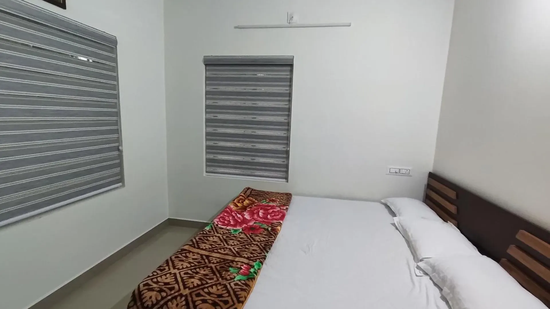 Harsham Homestay Pooppara